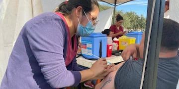 Desde el Ministerio de Salud de Córdoba aconsejan aplicarse las dosis de refuerzo contra el Covid-19.