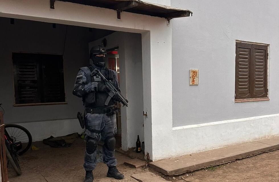 Arroyito: la FPA detuvo a 3 hermanos que comercializaban cocaína y marihuana