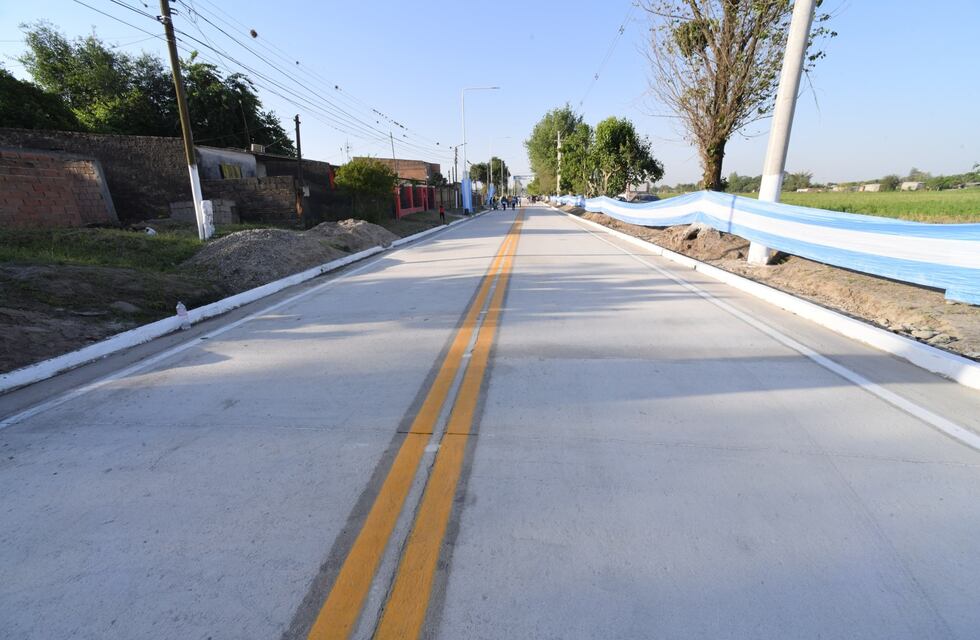 Alto Verde ya disfruta de su nueva calle pavimentada e iluminada