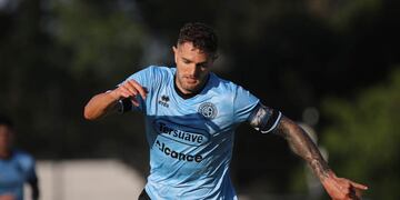 Pablo Vegetti, uno de los puntos fuertes de Belgrano en el primer amistoso de pretemporada.