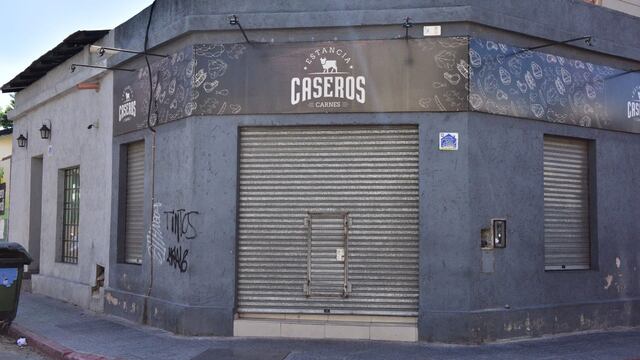 Policía Judicial investiga este sábado qué pasó en la carnicería.
