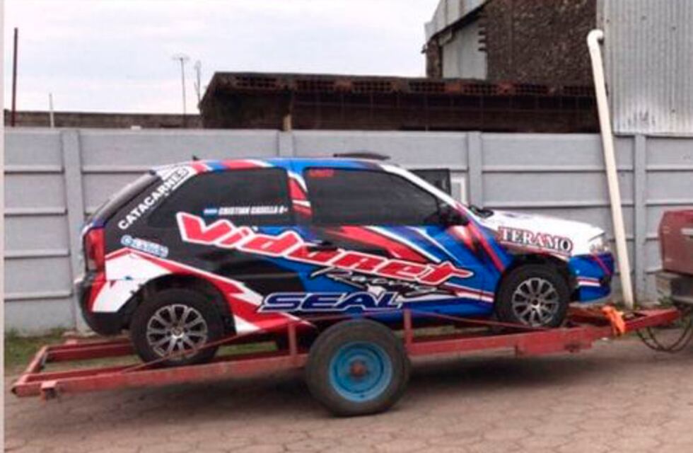 Robaron un trailer para transportar autos arrastrándolo con la mano por la Ruta 33 en Pérez