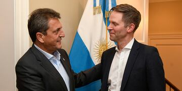 Sergio Massa y Mike Pyle. (Ministerio de Economía)