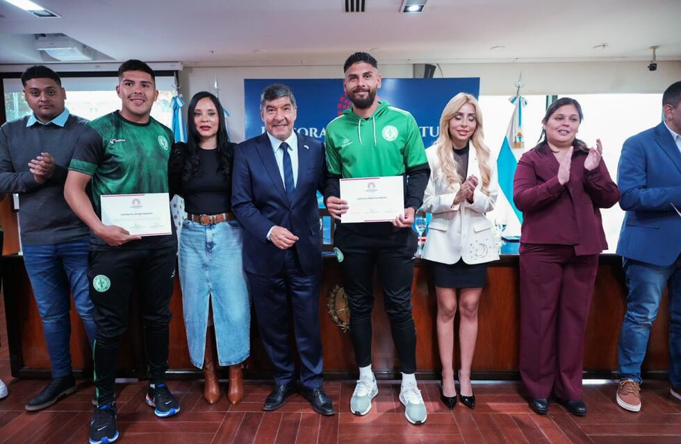 Distinción al Club Social y Deportivo Graneros