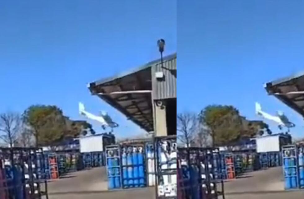 Tragedia en Rosario: una avioneta se estrelló contra una planta industrial y falleció el piloto