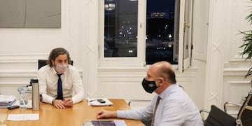 El gobernador de Santa Fe, Omar Perotti, se reunió en Buenos Aires con el jefe de Gabinete, Santiago Cafiero, y el presidente Alberto Fernández. (Gobierno de Santa Fe)