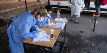 Testeos rápidos y gratuitos: desde hoy en 9 puntos turísticos
Es una estrategia que se implementará por el fin de semana largo en lugares de la provincia donde se espera más circulación de gente.
Se accede sin turno.