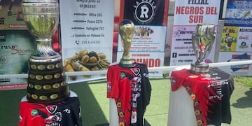 La Copa del Mundo, la América y la de la Finalissima, estuvieron en Punta Alta en el marco de los festejos del Centenario del Club Sporting.