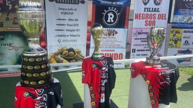 La Copa del Mundo, la América y la de la Finalissima, estuvieron en Punta Alta en el marco de los festejos del Centenario del Club Sporting.