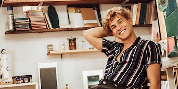 Quién es Santiago Vaca Narvaja, el actor cordobés que participó de la película La Sociedad de la Nieve.