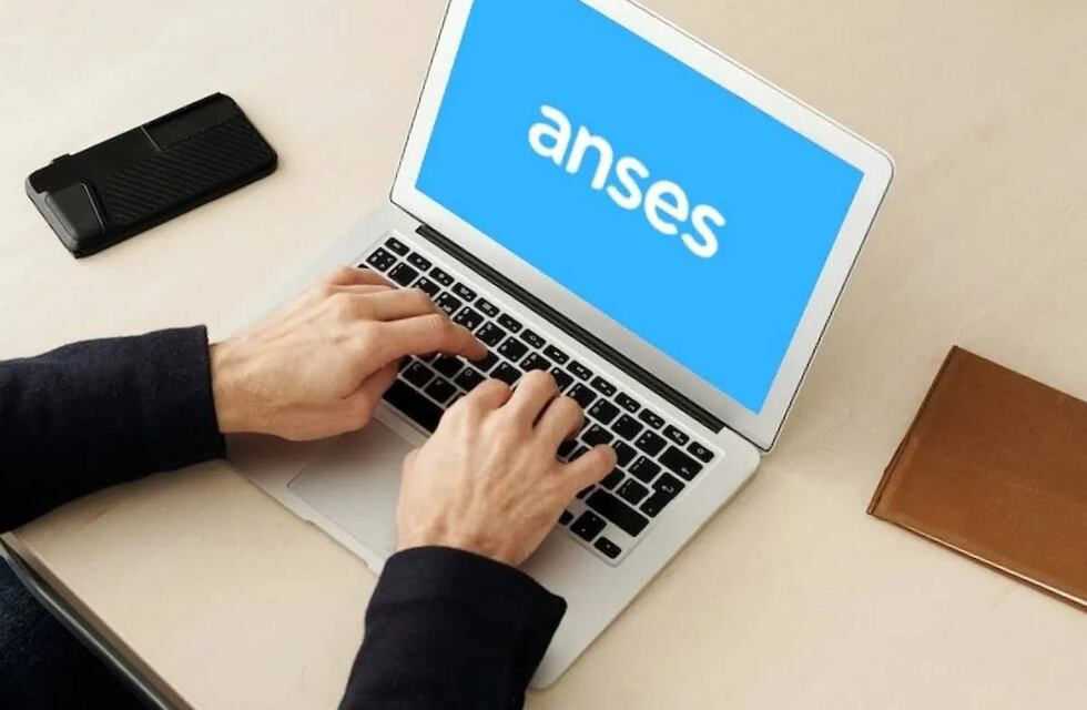 Operativo de trámites Anses en Villa Arias