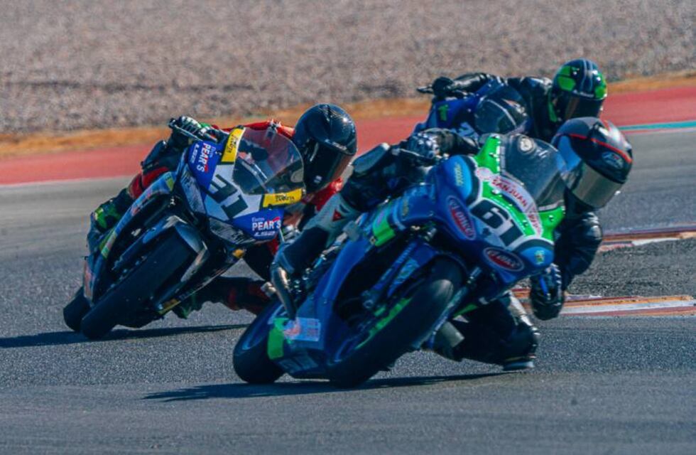SuperBike en San Juan: Caída, lesión y Álvaro Bautista a la punta, lo que dejó la jornada