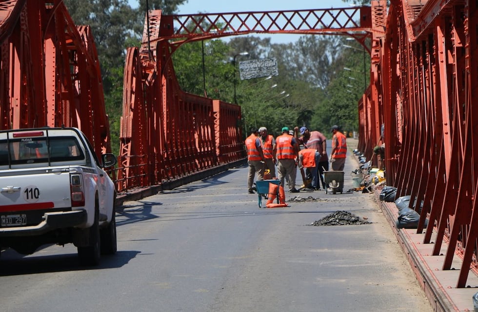 Comienzan las tareas de mantenimiento en el puente Méndez Casariego
