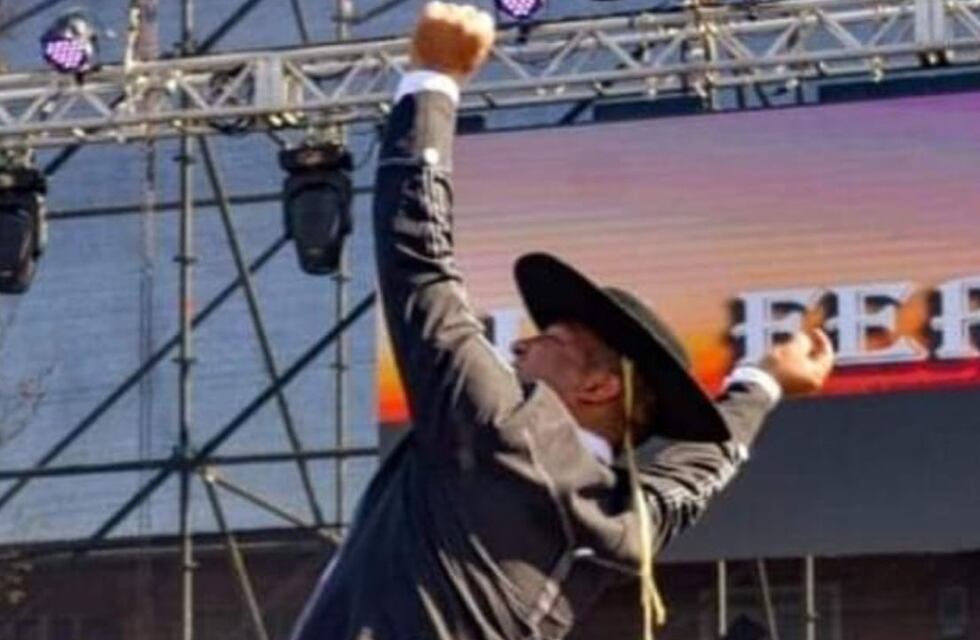 Un profesor cordobés de folklore ruega que le devuelvan un regalo “muy especial” de su abuelo