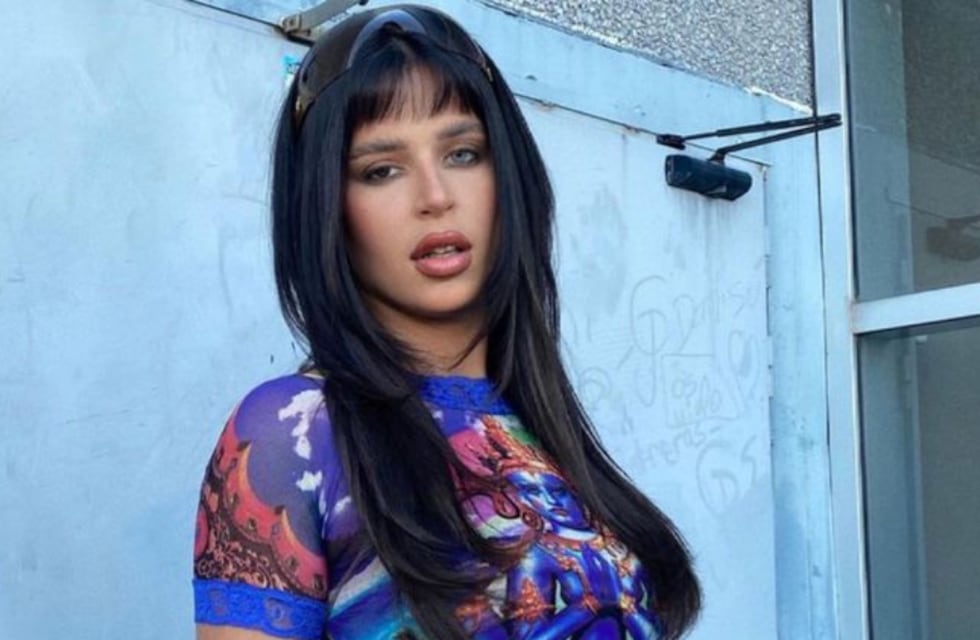 Latin Grammy 2021: Nathy Peluso y su llamativo look en la alfombra roja