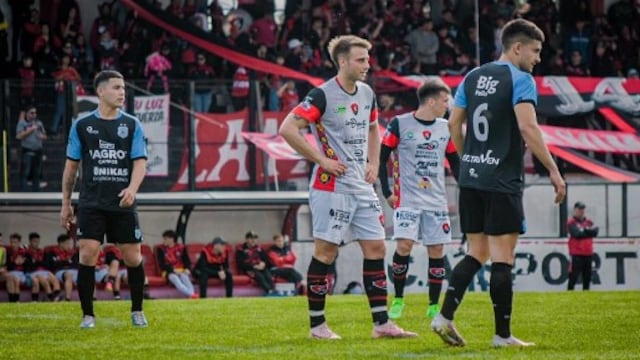 Sporting perdió 2 a 1 ante San Francisco. (Foto: Prensa Sporting).