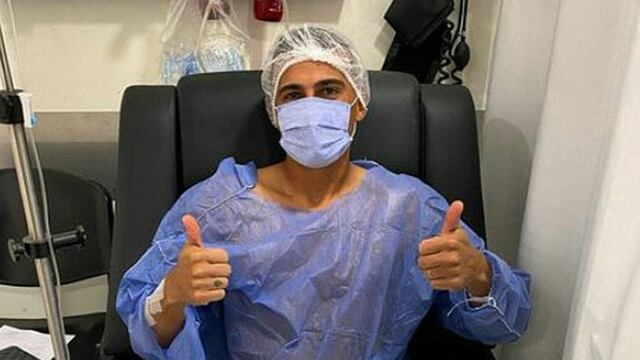 El brasileño fue operado con éxito en la rodilla izquierda (Foto del Instagram de Parede).