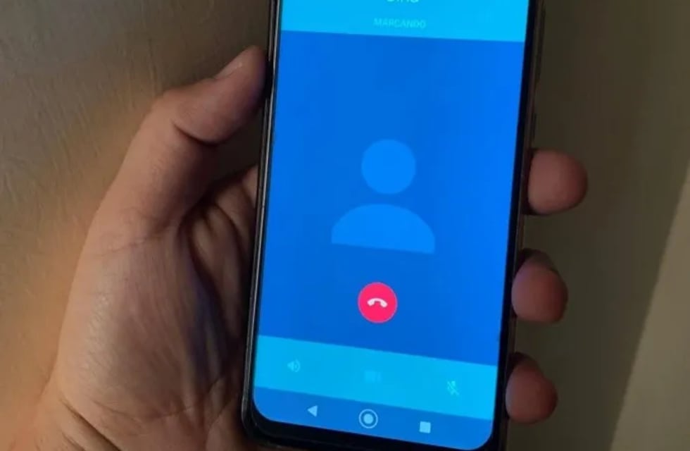 WhatsApp: cómo funciona la reciente función de “llamada en espera”