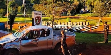 Dos de Mayo: incautan camioneta robada repleta de cigarrillos de origen ilegal.