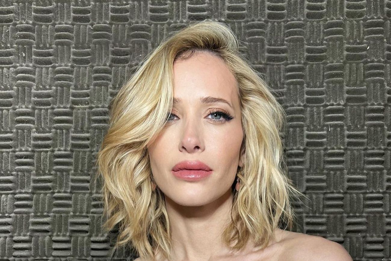 El encantador look de Julieta Prandi con jean y corset negro transparente que deslumbró a sus seguidores y la llenó de corazones rojos en Instagram