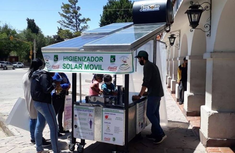 Presentan el primer “Higienizador Solar Móvil” desarrollado en Jujuy
