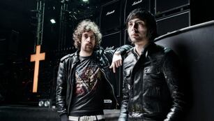 Justice llega a la Argentina con su aclamado show: cuándo y dónde se presenta el dúo francés