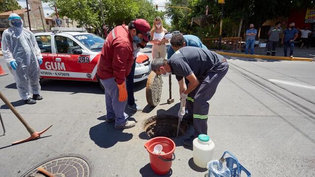 La M unicipalidad de Las Heras continuará con la toma de muestras de aguas residuales para detectar Covid-19. Gentileza MLH