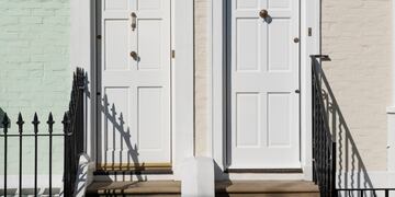 Cómo colocar las puertas en el hogar para atraer abundancia, según el Feng Shui.