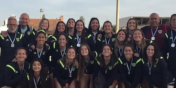 La selección femenina de hockey de Tandil salió subcampeona tras perder ante San Rafael.