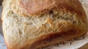 Cómo hacer pan casero económico.