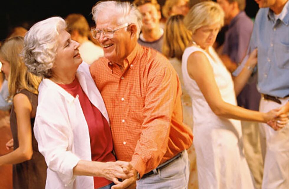 Especial para los adultos mayores: Maipú invita a su gran peña virtual