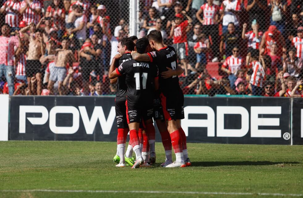 En Alta Córdoba, Instituto le ganó a Sacachispas, y se puso a dos puntos de Belgrano, el líder