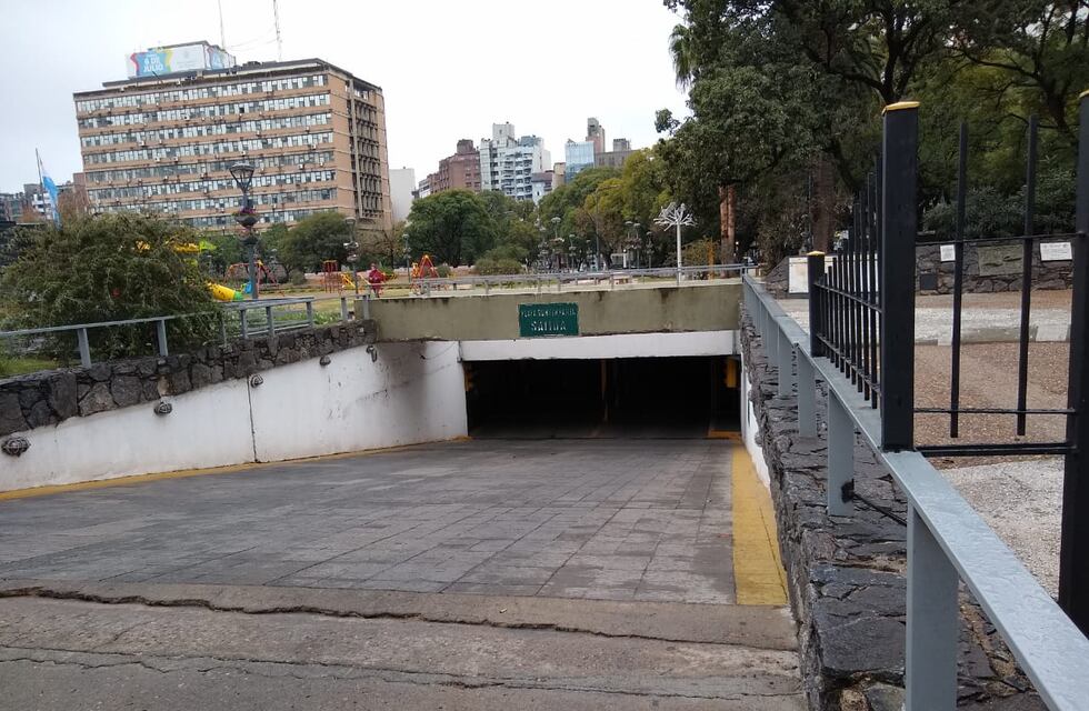 Por refacciones, cerrarán la playa subterránea municipal de Córdoba
