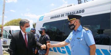 La inversión para la compra de chalecos y minibuses demandó $49.412.197.