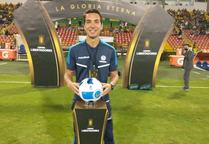 Miguel Savorani, jugó al fútbol en Rosario Puerto Belgrano, debuta en el Mundial Sub-20 y estuvo en la definición de la Copa Libertadores de la misma categoría.
