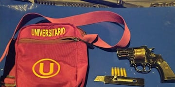 Quiso entrar armado a un boliche y quedó detenido. (Foto: Policía de Córdoba)