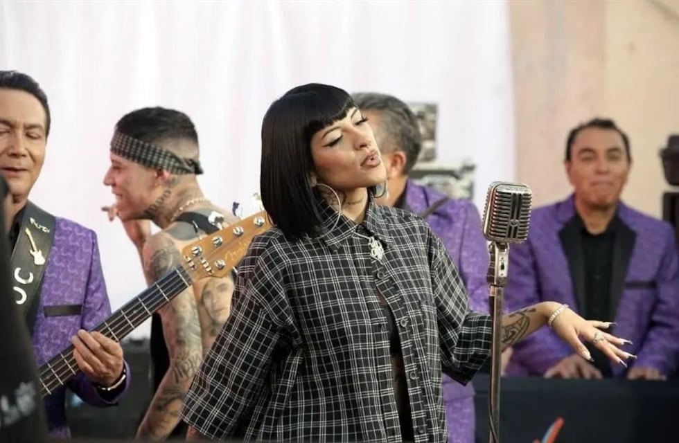 Se estrenó “Tú y Tú”, la cumbia romántica de Los Ángeles Azules con Cazzu y Santa Fe Klan
