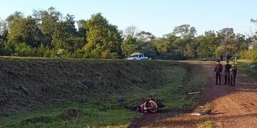 Murió un motociclista tras un despiste en Olegario Víctor Andrade.