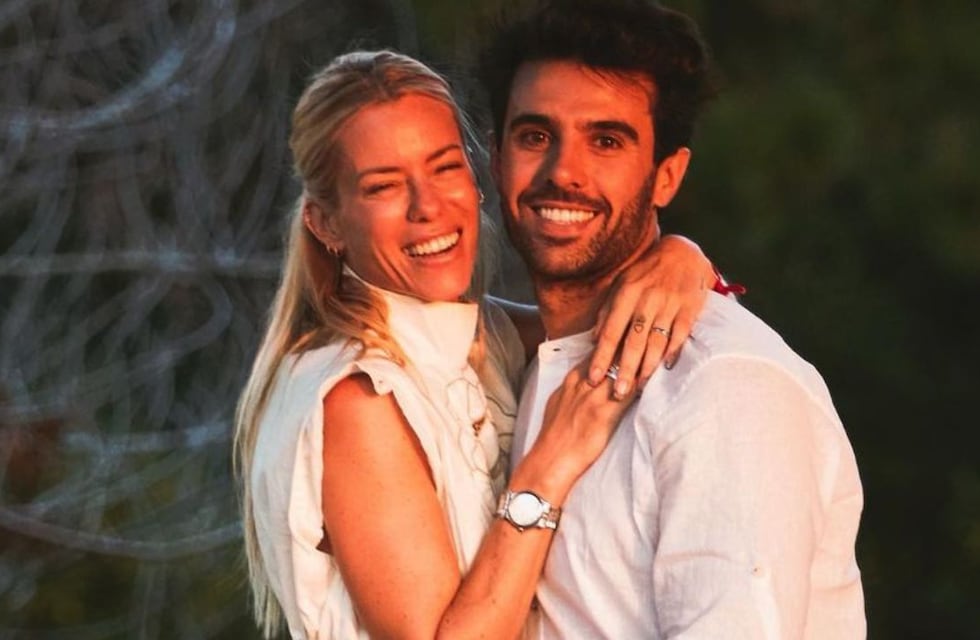 En un atardecer romántico, Nicole Neumann y Manuel Urcera se comprometieron: “Todavía no puedo creerlo”