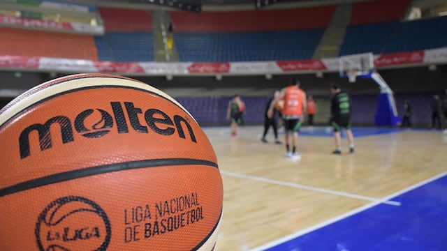 Atenas realizaba la pretemporada en La Rioja. Volvió prematuramente y ahora para por casos de COVID-19 (Prensa Atenas).