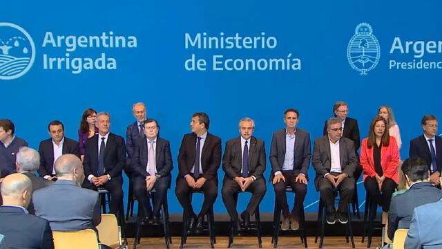 Alberto Fernández realizó un acto junto al ministro de Economía