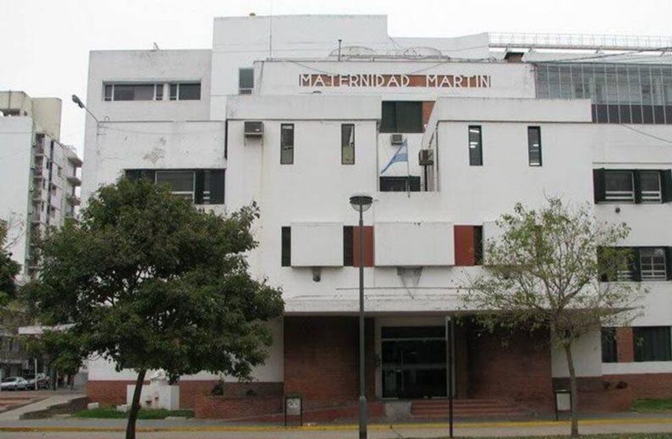 Recibió el alta la adolescente que mató a puñaladas a su beba en Rosario