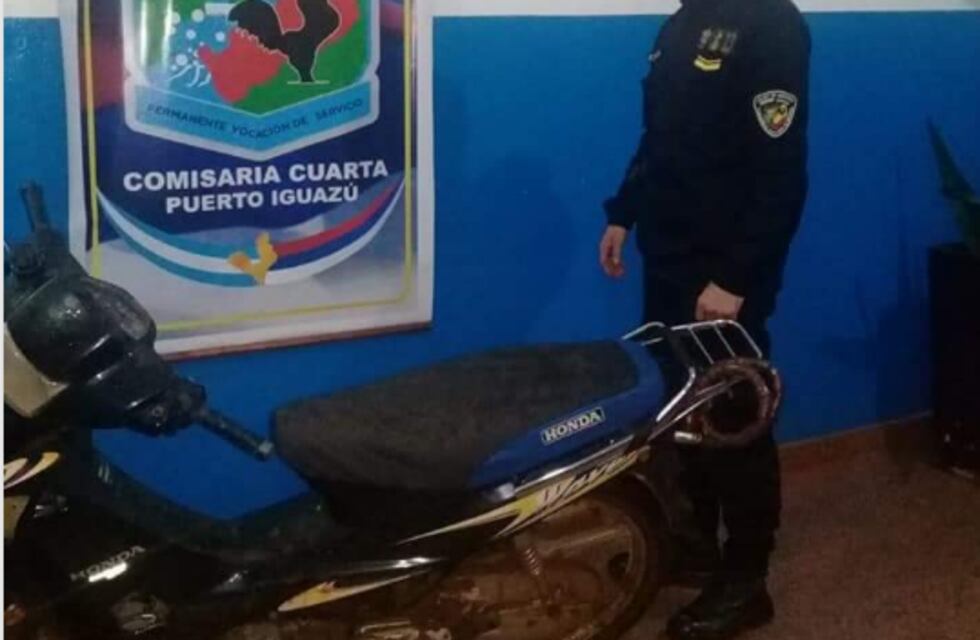 Recuperaron una motocicleta con pedido de secuestro en Puerto Iguazú