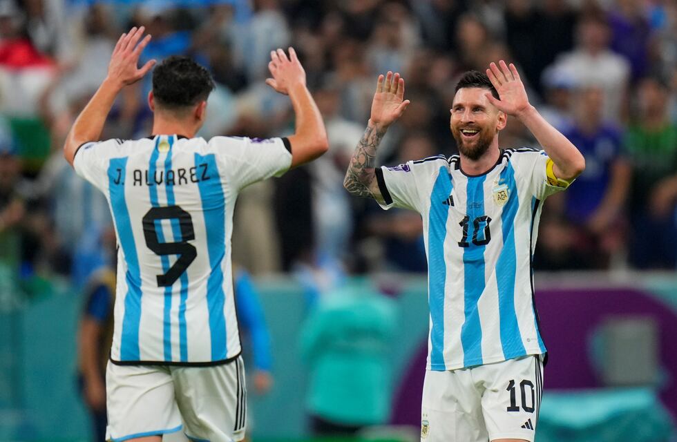 “Es como Messi, ¿no?”: el curioso paralelismo de Guardiola entre Julián Álvarez y Lionel