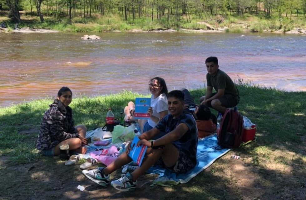 Entregaron kits sanitarios en las costas del río San Antonio