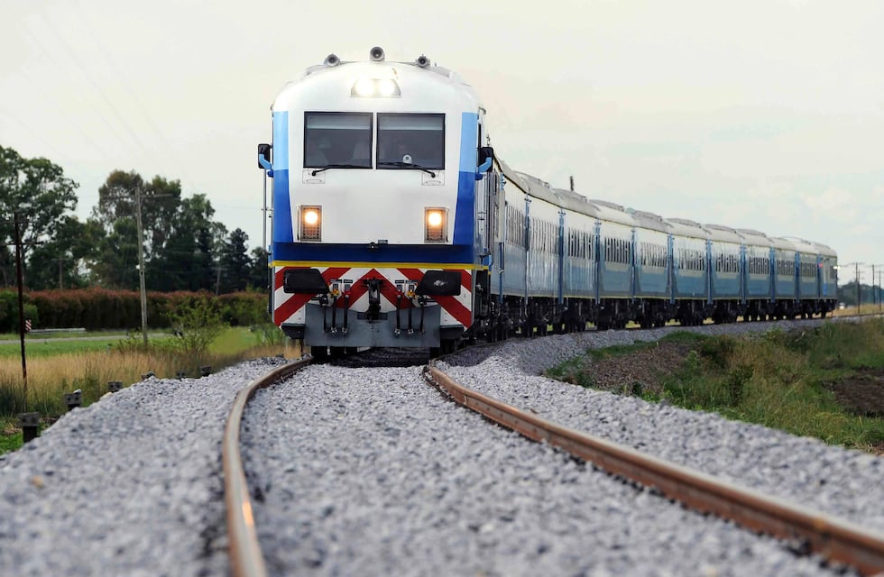 Fin de semana largo: el tren Rosario-Buenos Aires abre la venta de pasajes de junio