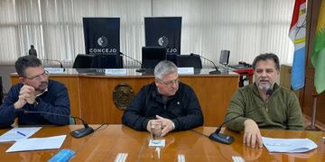 Lombardo y Martino fueron el lunes al Concejo
