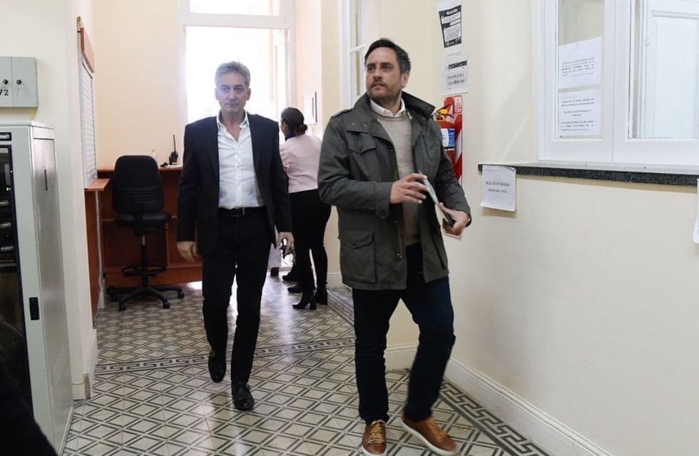 Humo en Rosario: indagarán a dueños de tierras por incendios en las islas