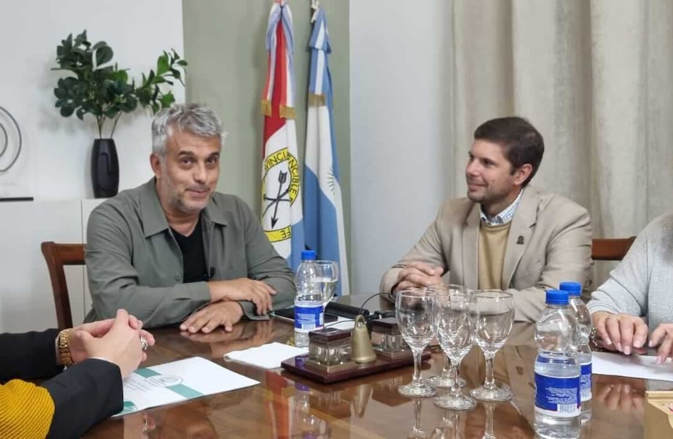 Ovacionado en la Rural de Rafaela, Mario Massaccesi fue parte de la celebración de los 30 años del Grupo GAMA