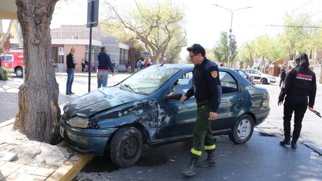 El Fiat Siena que manejaba Yamila.